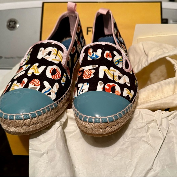 🚨🚨SOLD 🚨🚨Authentic✨✨EUC Fendi Espadrilles Shoes Authentic Luxury size9 - Picture 7 of 8